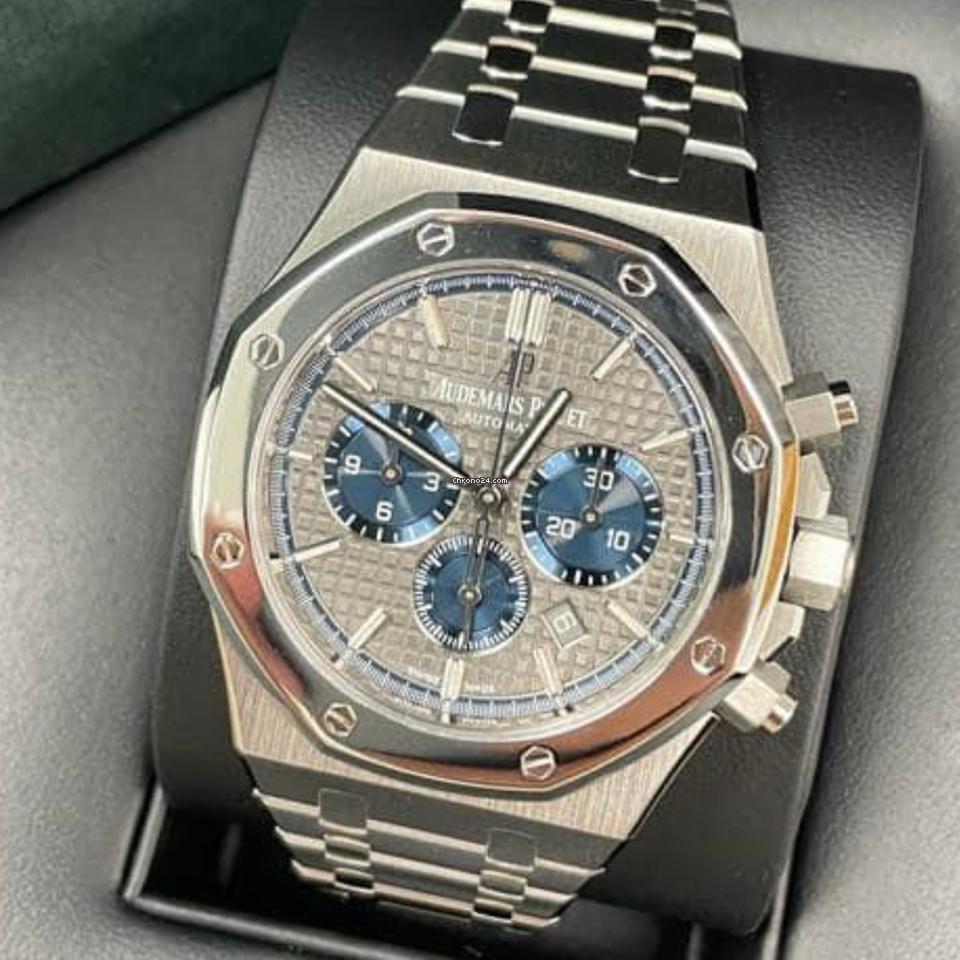 Audemars Piguet Royal Oak Chronograph LIKE NEW Royal Oak Chronograph 2