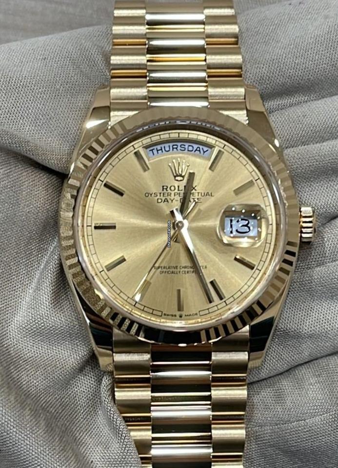 Rolex Day-Date 36 NEW 2023 Day-Date 36 CHAMPAGNE DIAL 128238