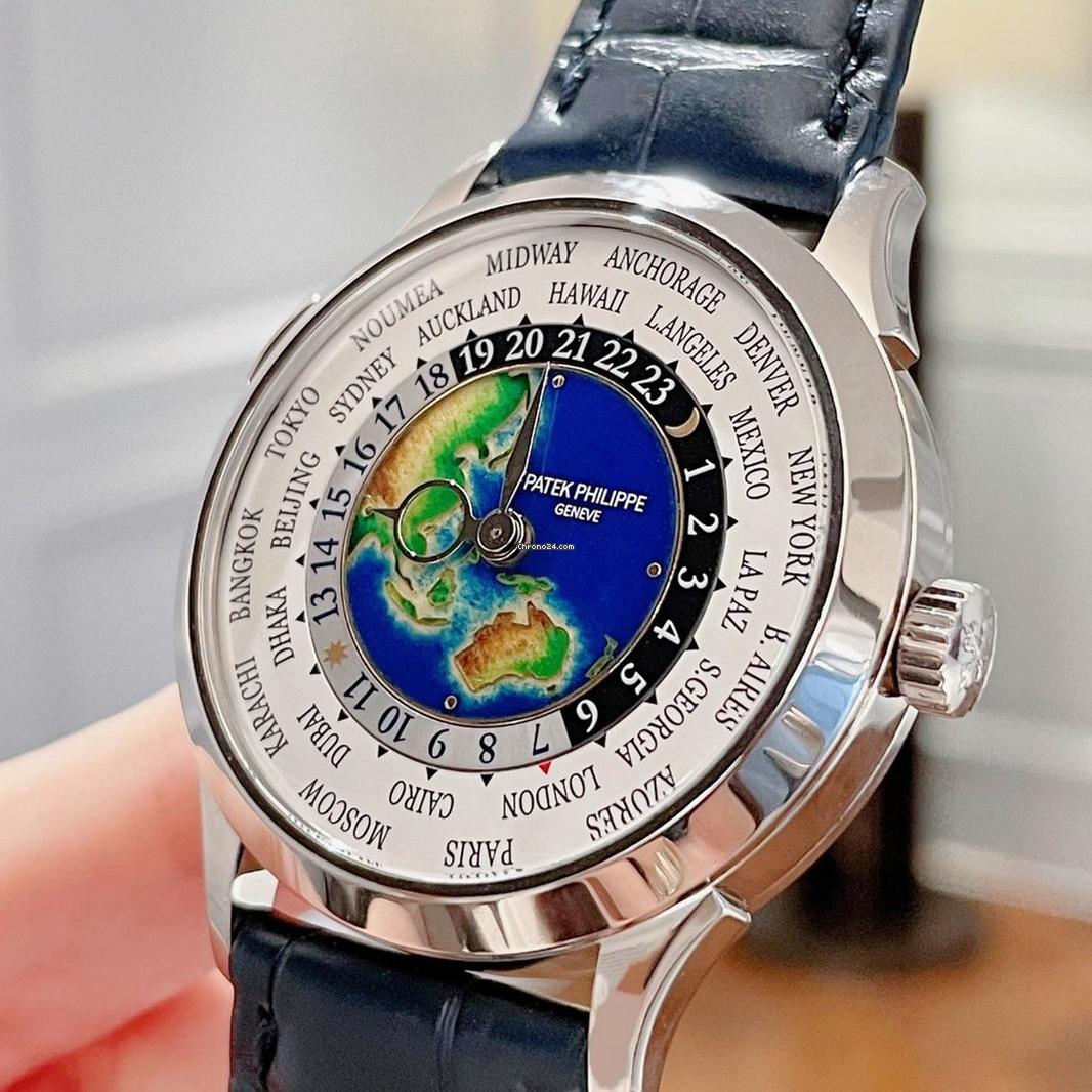 Patek Philippe Complications NEW 5231G Complications