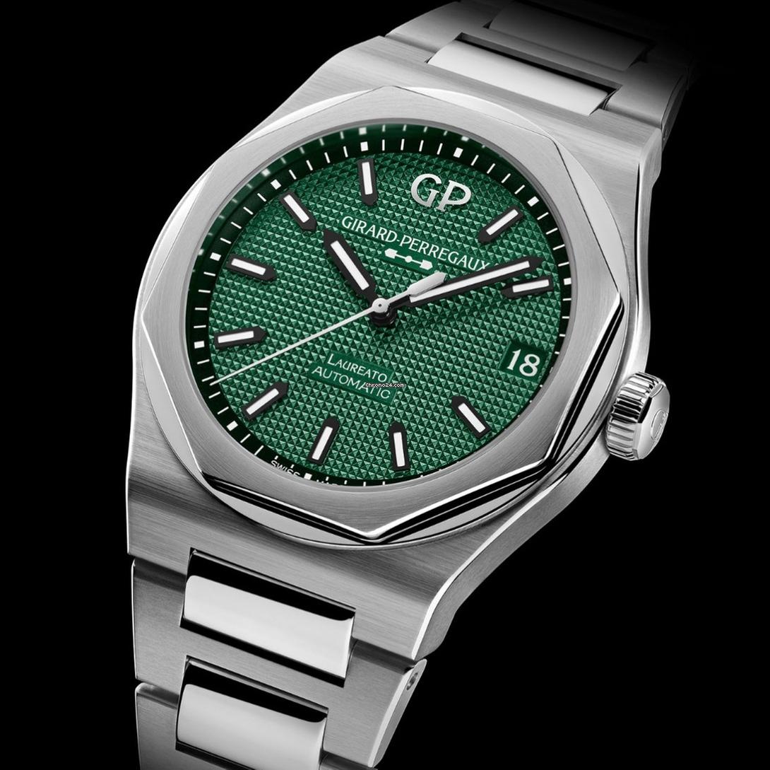 Girard Perregaux Laureato NEW 2023 Laureato Green 81010-11-3153-1CM