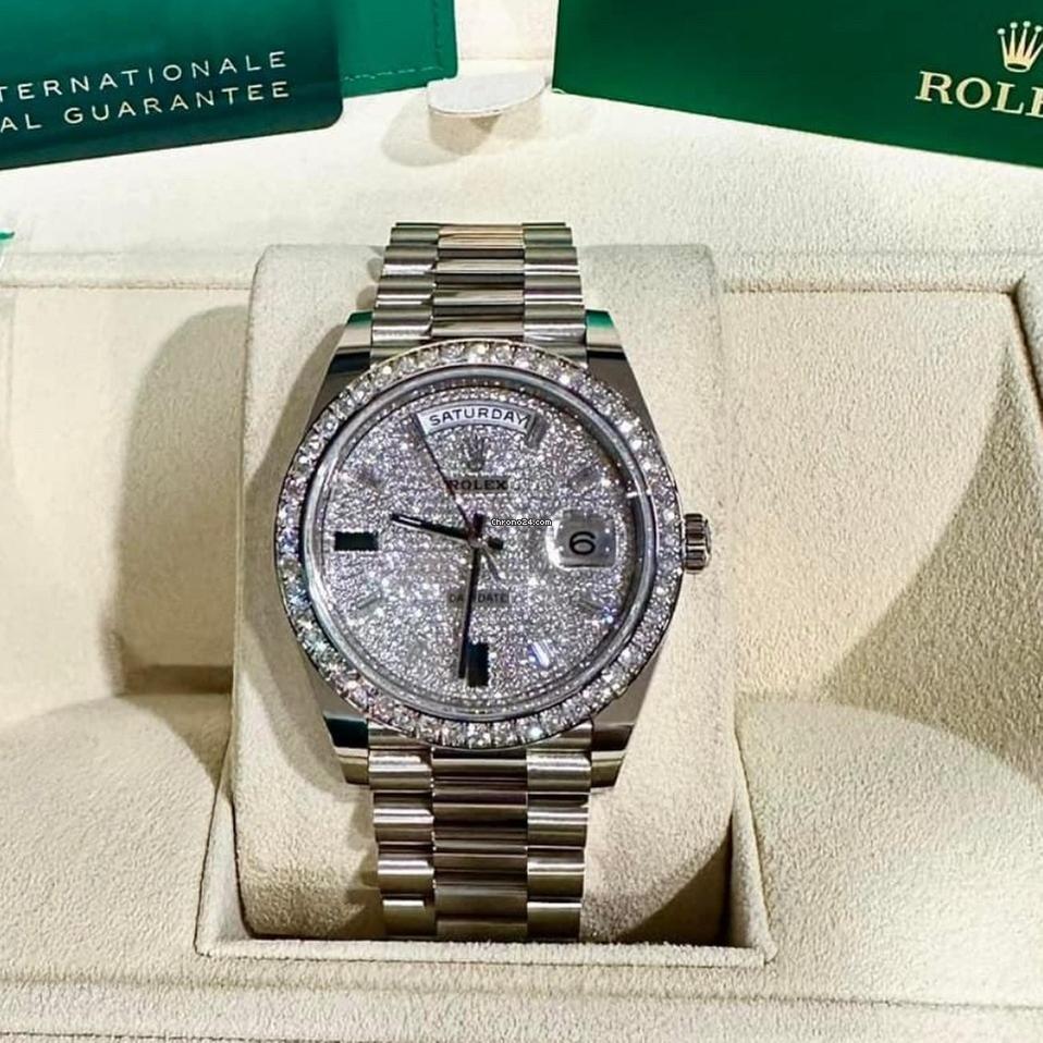 Rolex Day-Date 40 NEW 2023 Day-Date 40 FACTORY PAVE DIAL FACTORY DIAMOND BEZEL 228349RBR