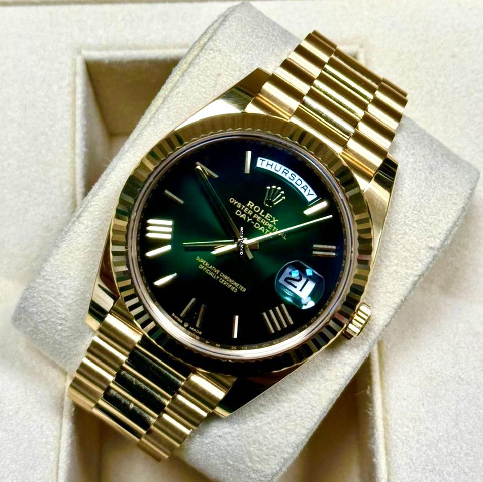 Rolex Day-Date 40 NEW RELEASE 2024 DAY-DATE 40 OMBRE GREEN ROMAN 228238-0069
